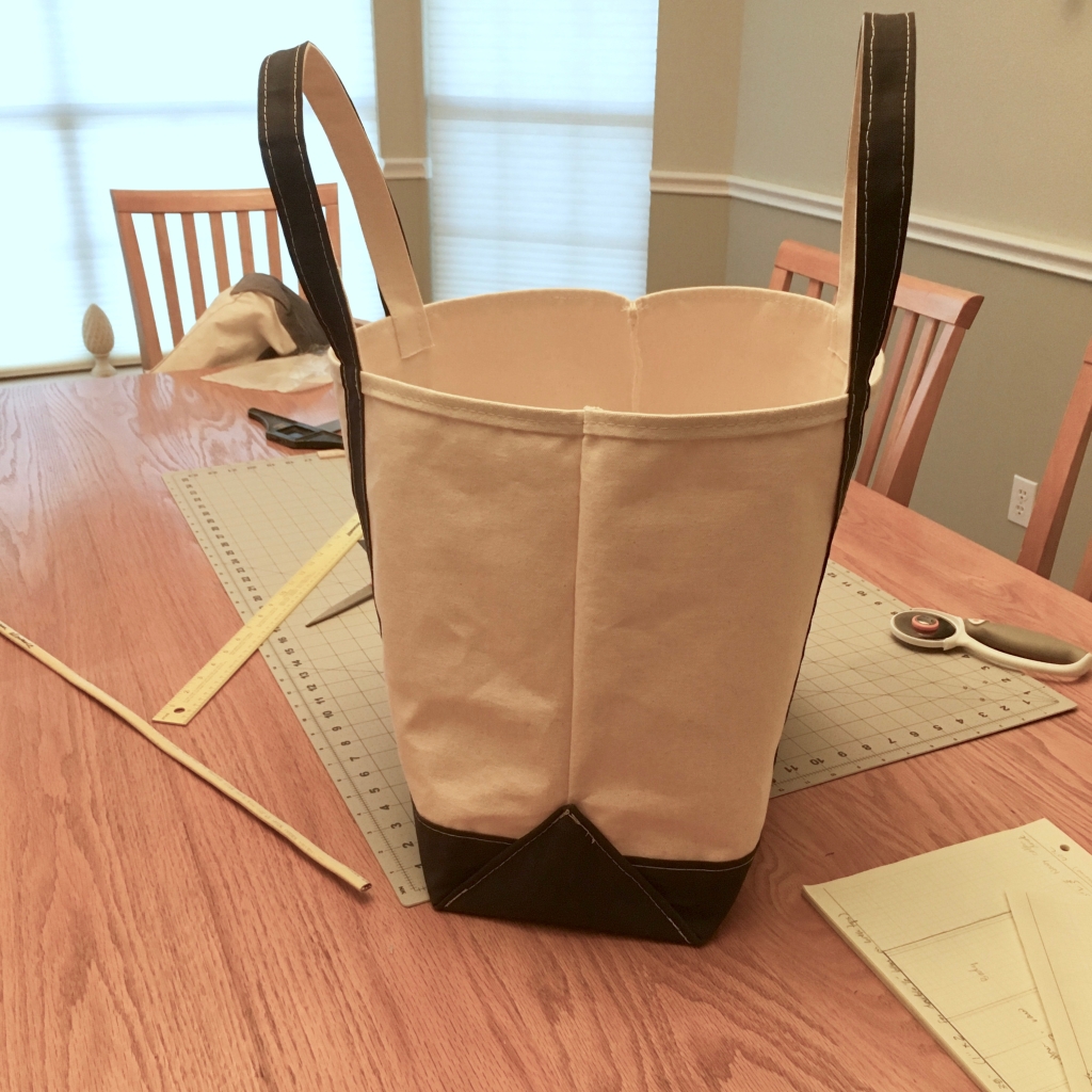 Sharing my first impressions of L.L.Bean Boat and Tote in size large w